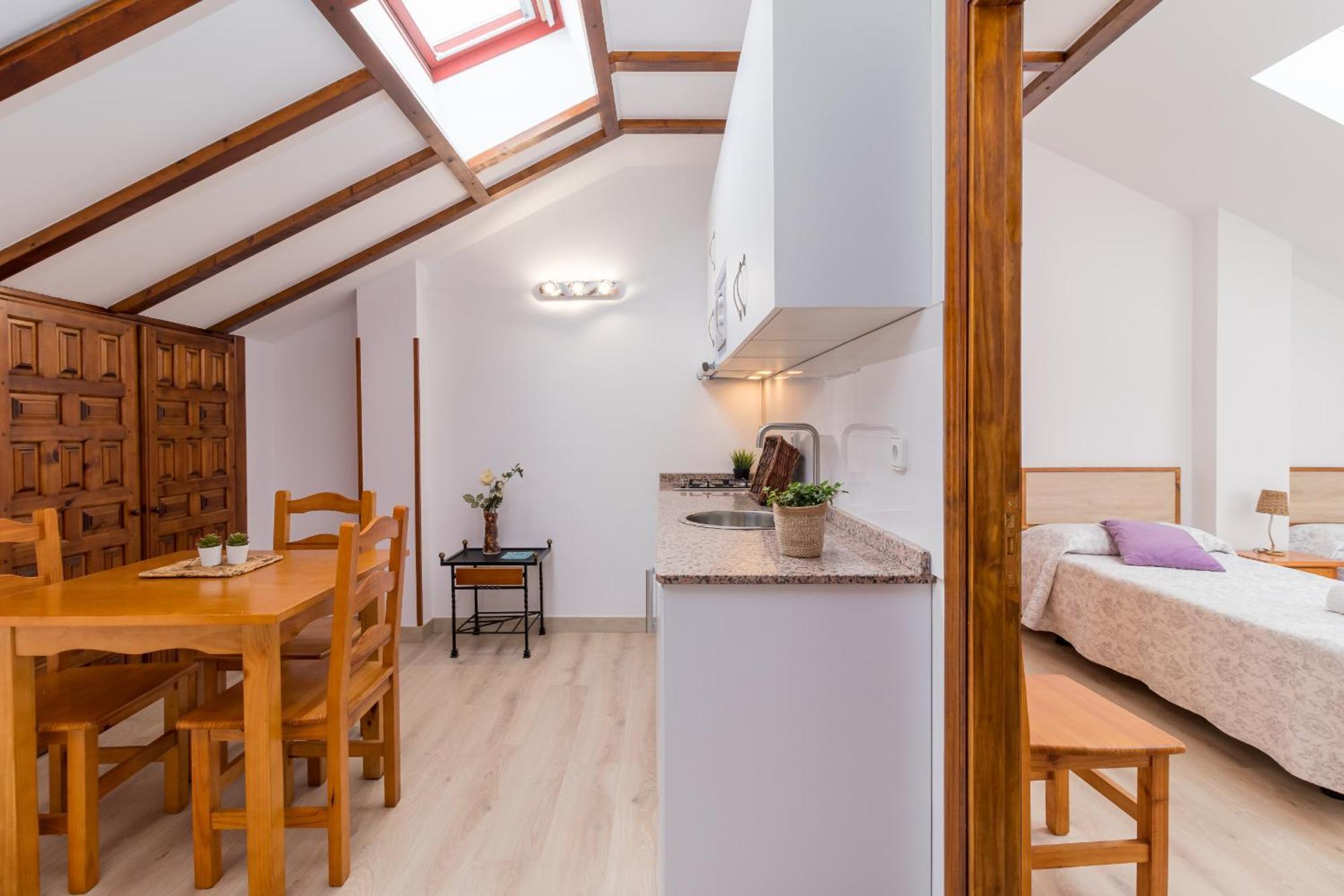 Apartamentos & Bungalows Ubiarco El Acebo By Urbanhosting Екстериор снимка
